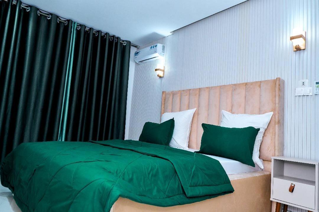 Reddington By Jvte Aparthotel Douala Exteriör bild
